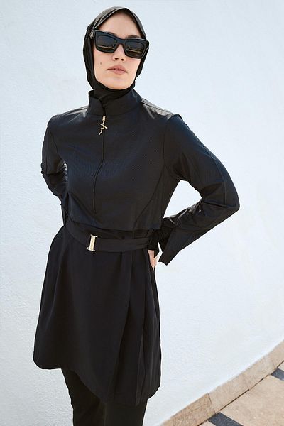 Haşema Belt Buckle Detailed Textured Fabric Black 5 Piece Full Hijab Swimsuit Set 5027