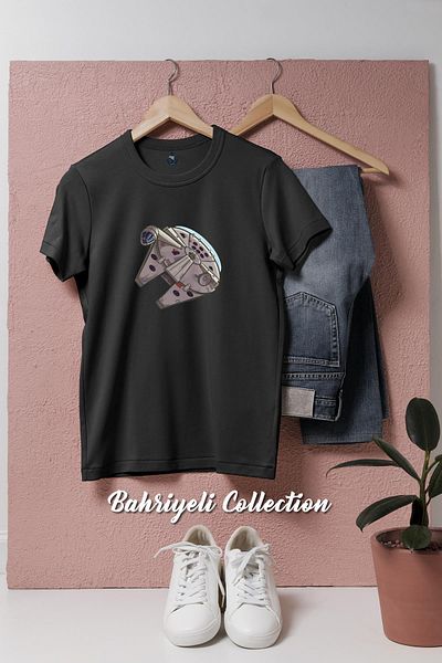 bahriyeli.jpeg Oversize Millennium Falcon Star Wars Design Unisex T-Shirt