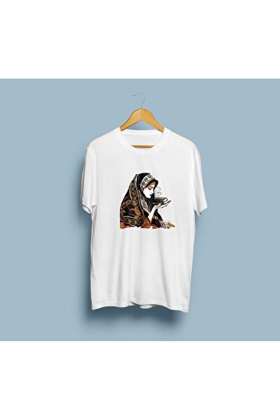 Bahriyeli Collection oversized Μυστηριώδης μαντείας με κούπα καφέ στο χέρι το...