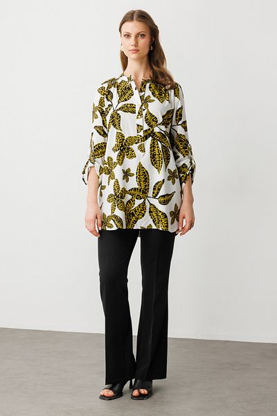 Mi Pret a Porter Mi Gathered Shoulder Patterned Blouse