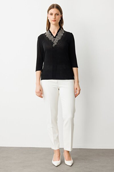 Ekol V-Neck Stone Embroidered Blouse