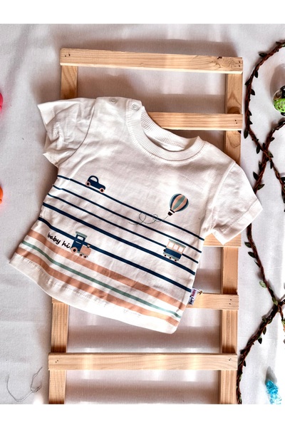 KapsülBebek %100 Organik Pamuk Unisex Yazlık Bebek Takımı – Araba Baskılı Tişört & Şort 2’li Baby Hi Set