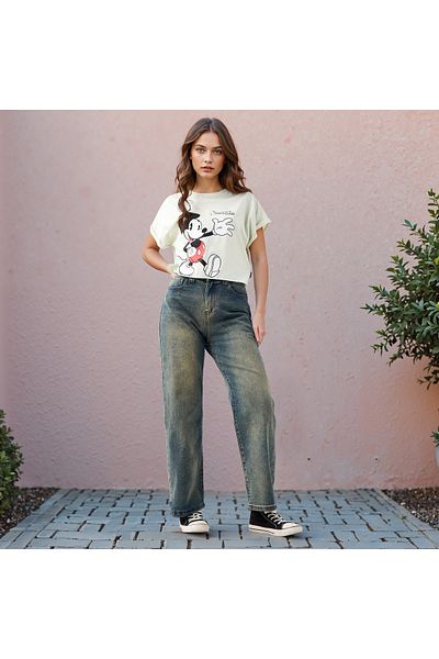SP Characters Mickey Mouse Print Cropped T-shirt with Crew Neck