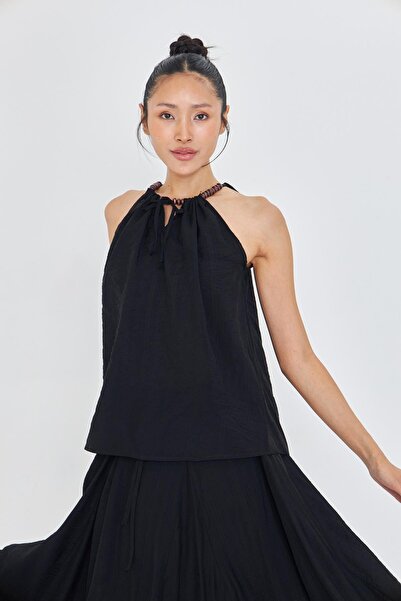 TIFFANY&TOMATO Sıfır Kollu Boncuk Detaylı Halter Yaka Bluz