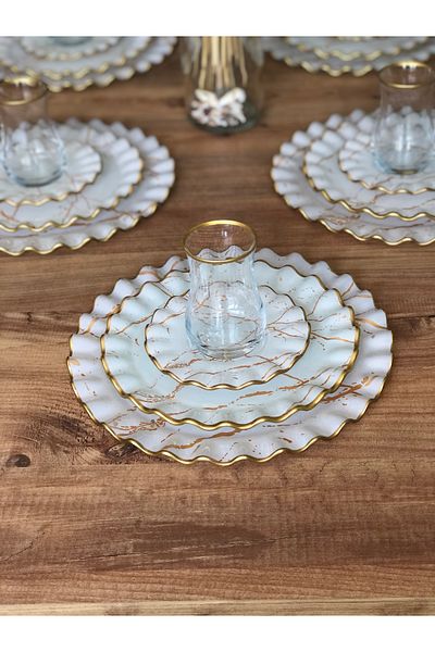 B&M White Marble Patterned Curved 24 Piece Breakfast Set