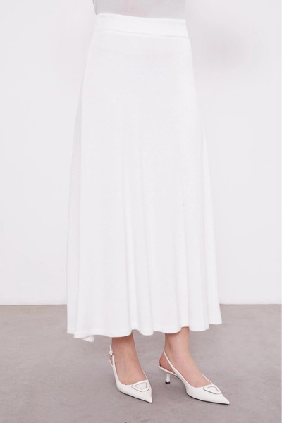 Levidor 131002 ETEKLİ TAKIM ÖNÜ DÜĞMELİ YAKA KENAR GEÇİŞ VE CEP VE KOL UCU TA...