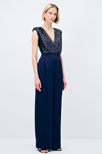 adL Mert Aslan Payet Detaylı Tulum