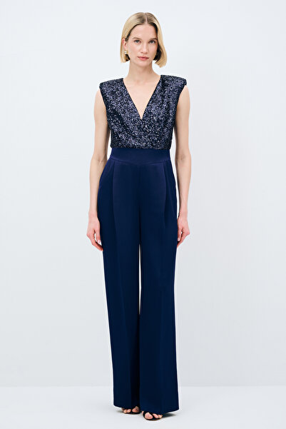 adL Mert Aslan Payet Detaylı Tulum