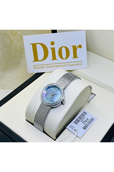 Watch A sophisticated wristwatch that combines elegance and precision