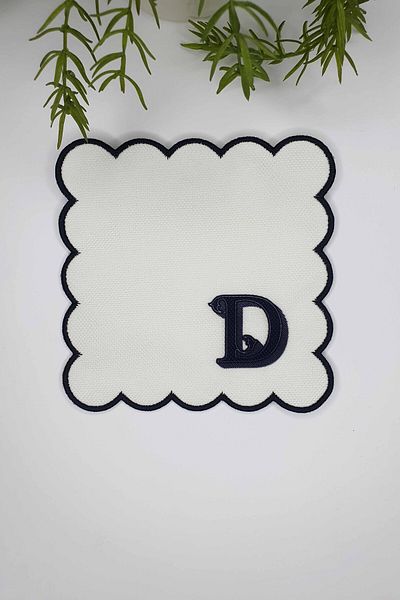 decofav Letter D Minimal Monogram Μαύρο Κέντημα Λευκή Χαρτοπετσέτα Κοκτέιλ 1 Τεμάχιο
