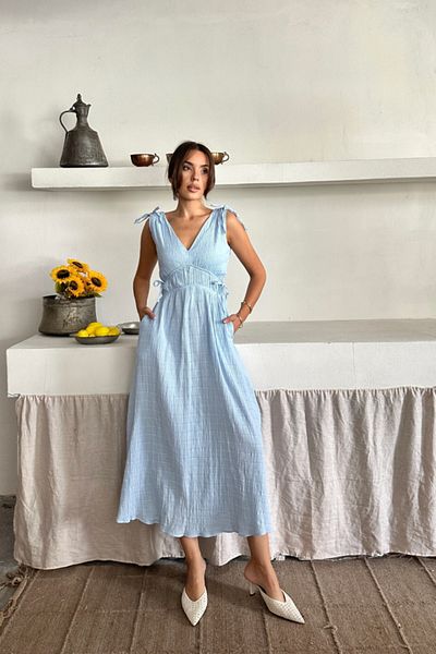 Viyamo Muslin Dress Shoulder Tie Detail V-Neck Sleeveless Dress - Baby Blue
