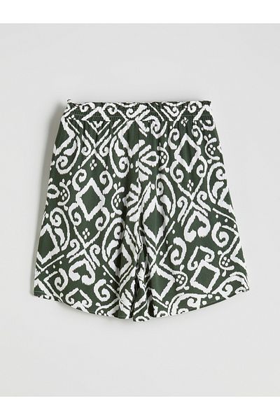 LC Waikiki Patterned Women's Shorts with Elastic Waist