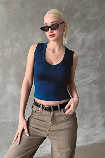 Madmext Lacivert V Yaka Biyeli Kadın Atlet Mg2292