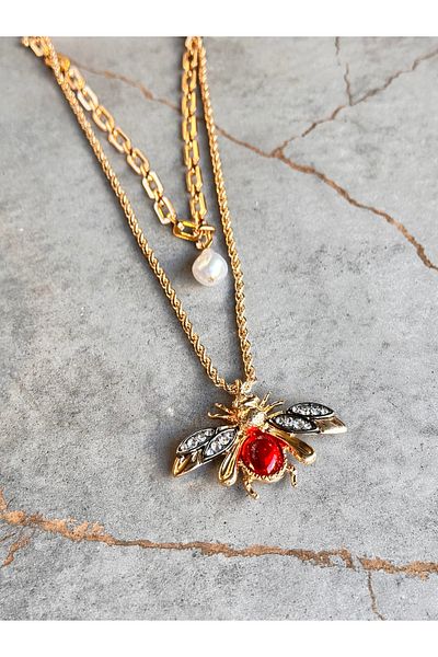 The Simu Zircon Stone Pearl Bee Necklace