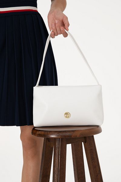 U.S. Polo Assn. Women's White Shoulder Bag 50311448-Vr013