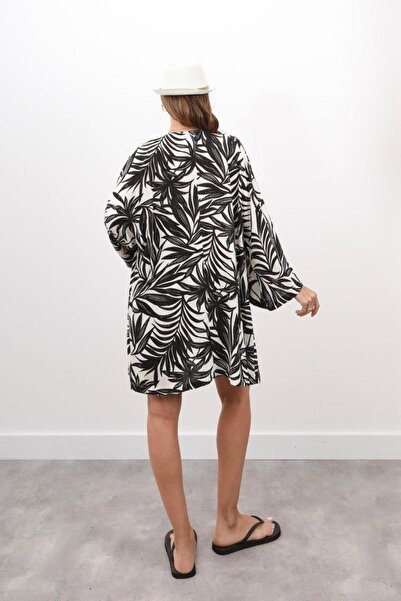 Maldia Shop Women's Tropical Leaf White Linen Kimono Set