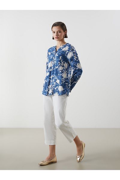LC Waikiki Women's Flowering Collar Blouse