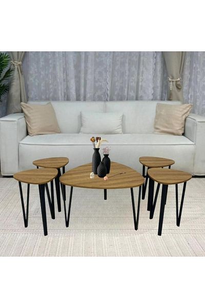 DEC13 Modern serving table set with a luxurious touch