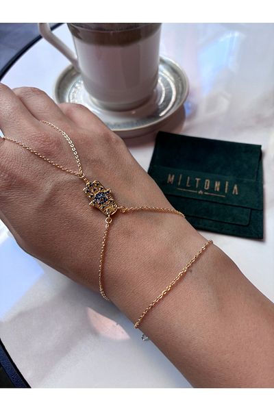 Miltonia The Hand of the Fatima Shahmeran