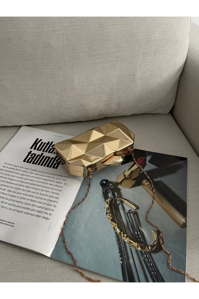 ALTUDA Women's Chain Strap Crossbody Bag Trave