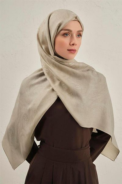 Armine Woolair Shawl 1 07
