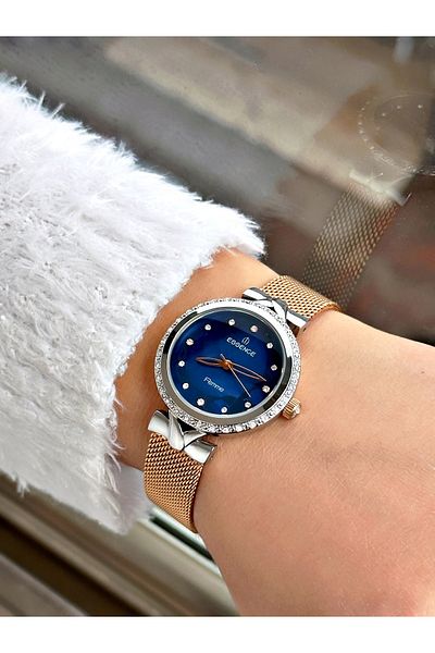 Essence Special Design Steel Cord Copper Color Steel Cord Women Wrist Watch 1011.590