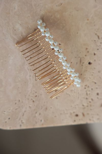 İstoria Bridal Pearl Gold Comb Buckle, Engagement-Marriage Hair Accessory (8cm)