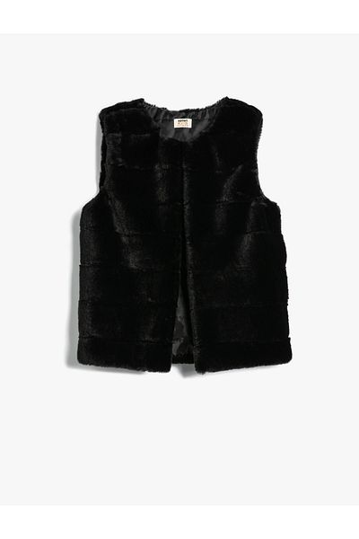 Koton Girl's Round Neck Sleeveless Plush Vest 4Wkg20005Aw