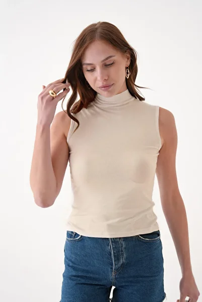 SHEMALL LUXURY Stand Collar Beige Half Fisherman Sleeveless Body Blouse 25510
