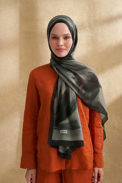 ARMANDA Silk Modal Darcy Pattern Shawl