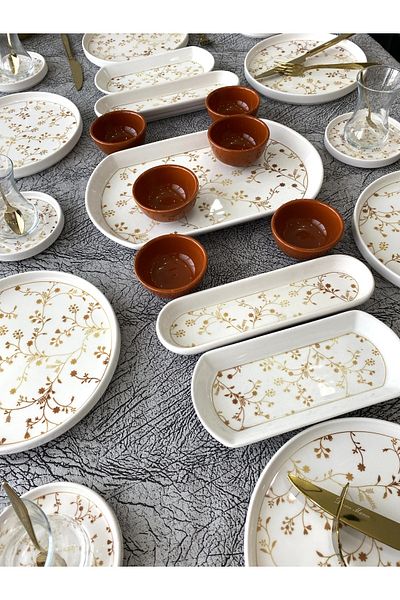 Borser Gold Eliz 23 Piece Breakfast Set for 6 People