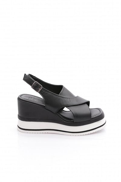 DGN 722-24170 Women's Mega Thick Sole Sandals