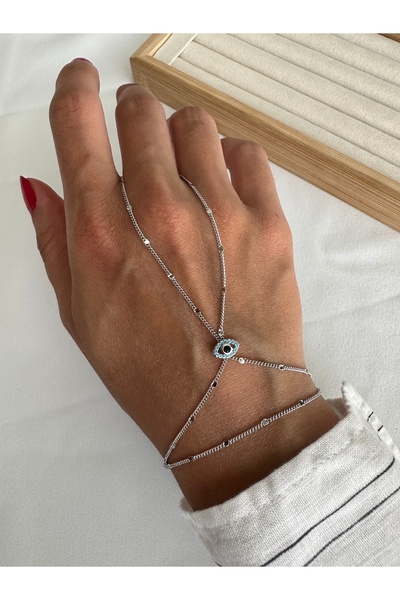 ringbox Gümüş Renk Pullu Göz Detaylı Zincir Şahmeran