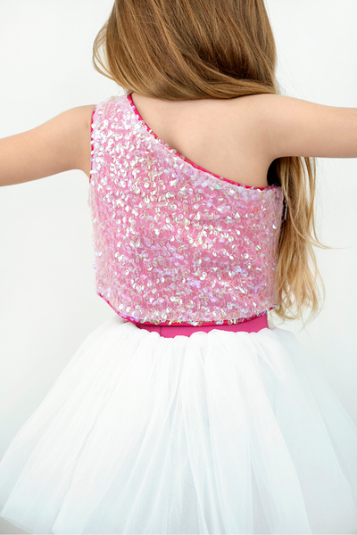 DUCA KIDS Single Sleeve, Bow Detail Glitter Sequin Crop and Colorful Waist Elastic Tulle Skirt Two Piece Set