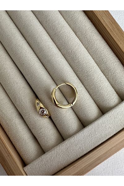 ringbox Gold Tiny Stone Hoop Earrings