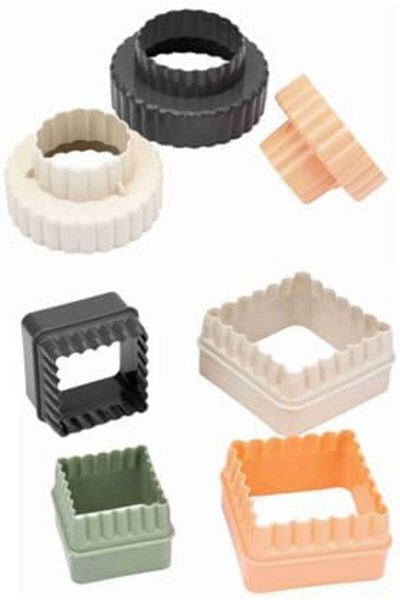 STOREMAX Jvnnastore 7 Piece Serrated Square and Round Cookie Mold Set Shaped Dough Cutter (1) 6
