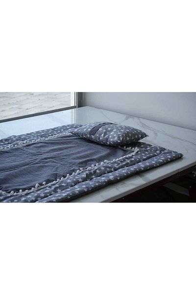 UMEL HOME Surprise Pillow