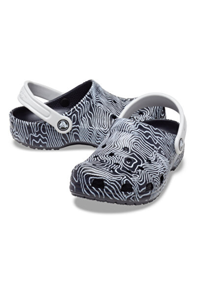 Crocs Saboti Classic Topographic Clog pentru copii - bleumarin închis/multicolor