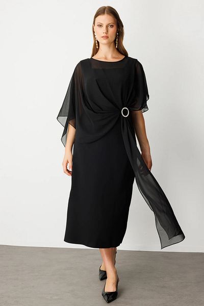 Ekol Thick Strap Brooch Maxi Dress Black