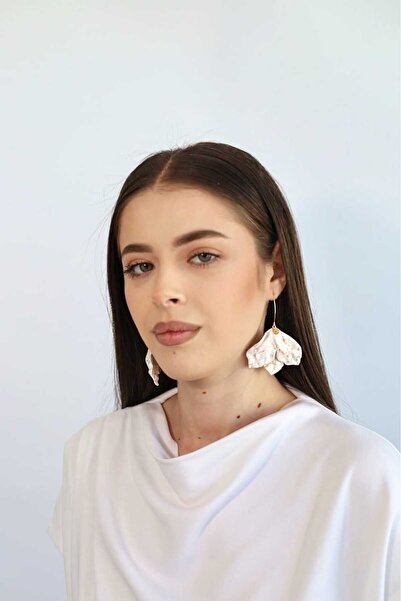 NARRU NARRU earrings, handmade, chandelier, flower, with white and silver petals, Vera 02