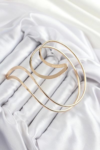 Clariss Brass Abstract Flame Pattern Gold Color Women's Pazu Bracelet