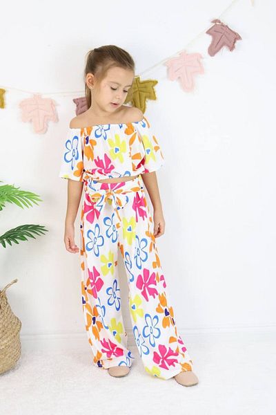 Yalçınoğlu Kids Girl's Colorful Patterned Suit I Madonna Collar Patterned Spanish Leg I Blouse and Pants Combination
