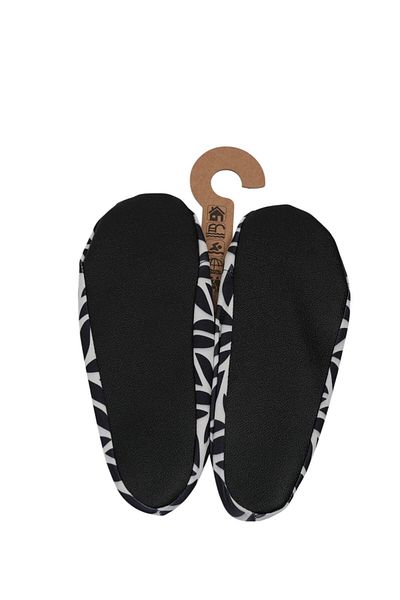 MOOD Club Falling Leaves Sea Shoes and Multi-Purpose Anti-Slip Pool Shoes