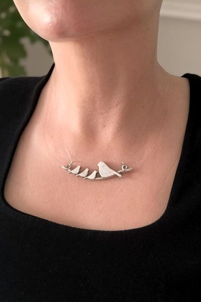 Pointmod Bird Family Design Antique Cast Hidden Rope Ghost Necklace
