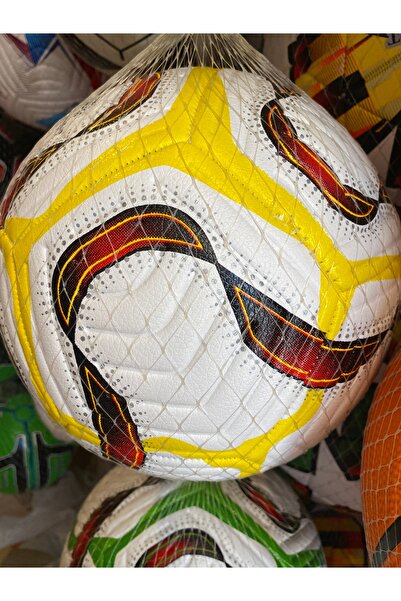 Toys كرة القدم المستوردة