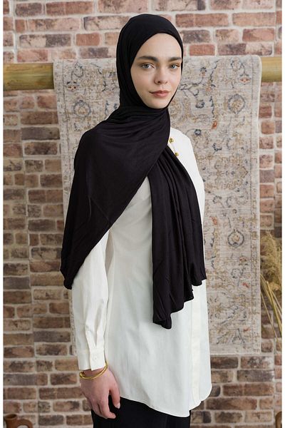 Fatma Atasoy Bamboo Combed Black Shawl