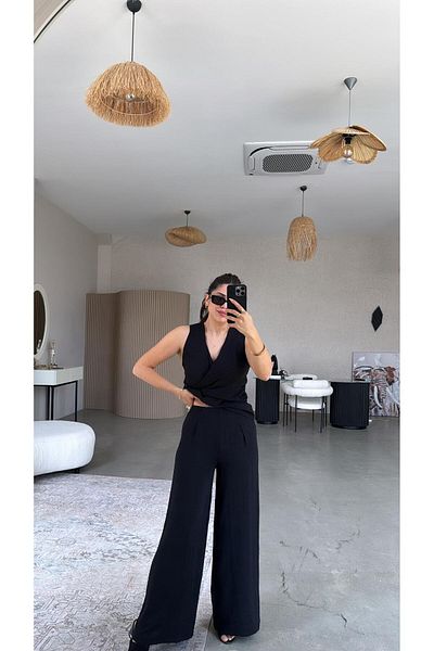 Buket Teke Black Double Breasted Aerobin Suit