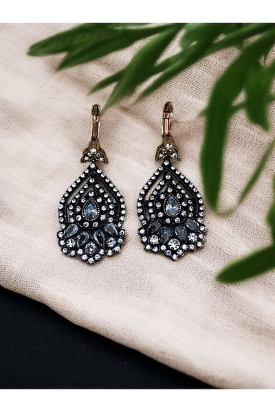 FAYRA ACCESSORIES Zircon Stone Design Earrings