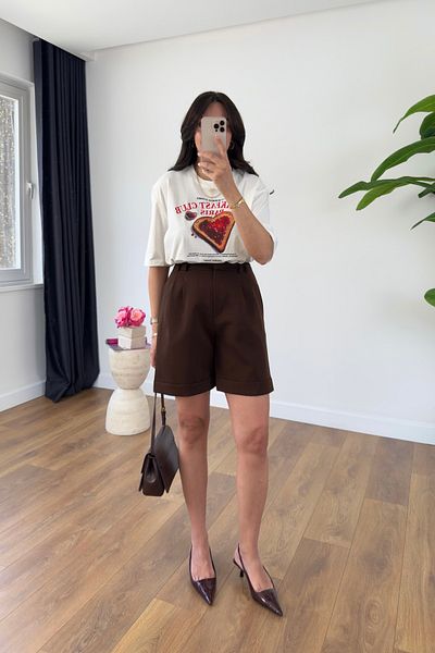BİRCANÇİL Dania Bitter Brown Double Leg Shorts