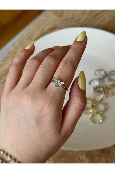 Ephyra Adjustable Silver Color Stone Bee Ring